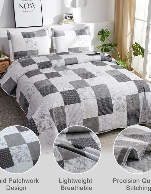 Load image into Gallery viewer, Quilt Set King Floral Bedspread Coverlet Plaid Patchwork Quilt Bedding Morden Lightweight Bedspread Reversible Home Quilts Grey Paisley Floral Quilt Bedspread Black White Plaid Quilt
