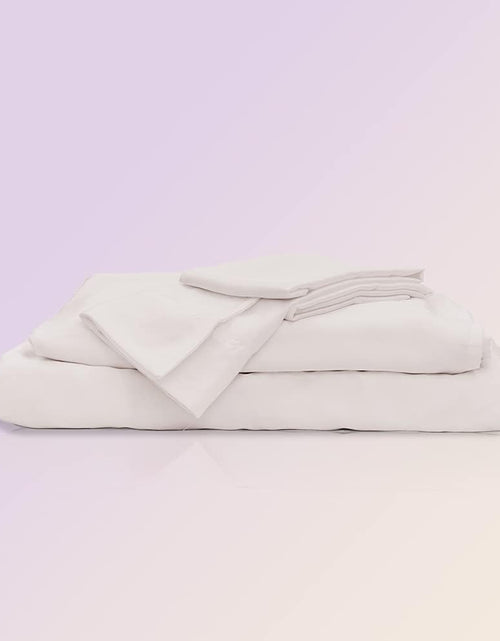 Load image into Gallery viewer, 100% Eucalyptus Lyocell Sheet Set - All-Season, Responsibly Made, Naturally Cooling, Super Soft, Moisture-Wicking, Temperature Balancing, Vegan – Full, Pearl
